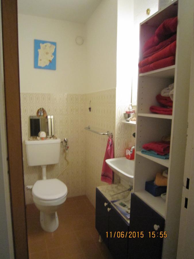 Schoenes Zimmer In Der City Basel Ngoại thất bức ảnh