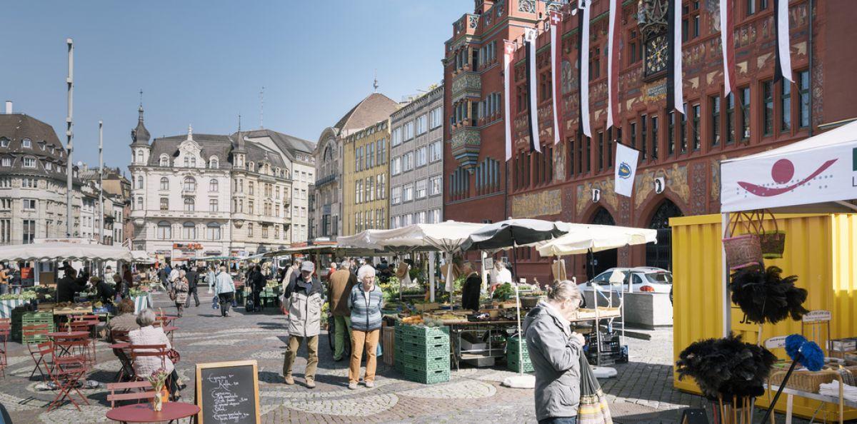 Schoenes Zimmer In Der City Basel Ngoại thất bức ảnh